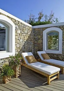 Amalgam Homes Mykonos Kalafatis